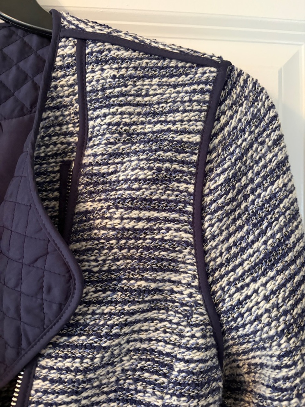 Ann Taylor Navy & White Textured Zip-Front Blazer - Picture 9 of 13